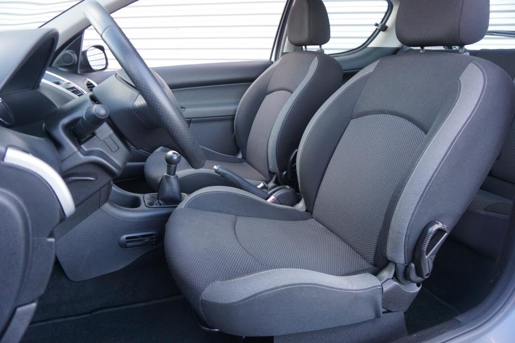 Peugeot 206 + 1.4 xs airco / elektr. ramen / nap / apk t/m 29-07-2026