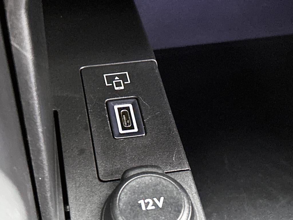 Ds Ds 4 e-tense performance line+ | rijklaar | afn. trekhaak |