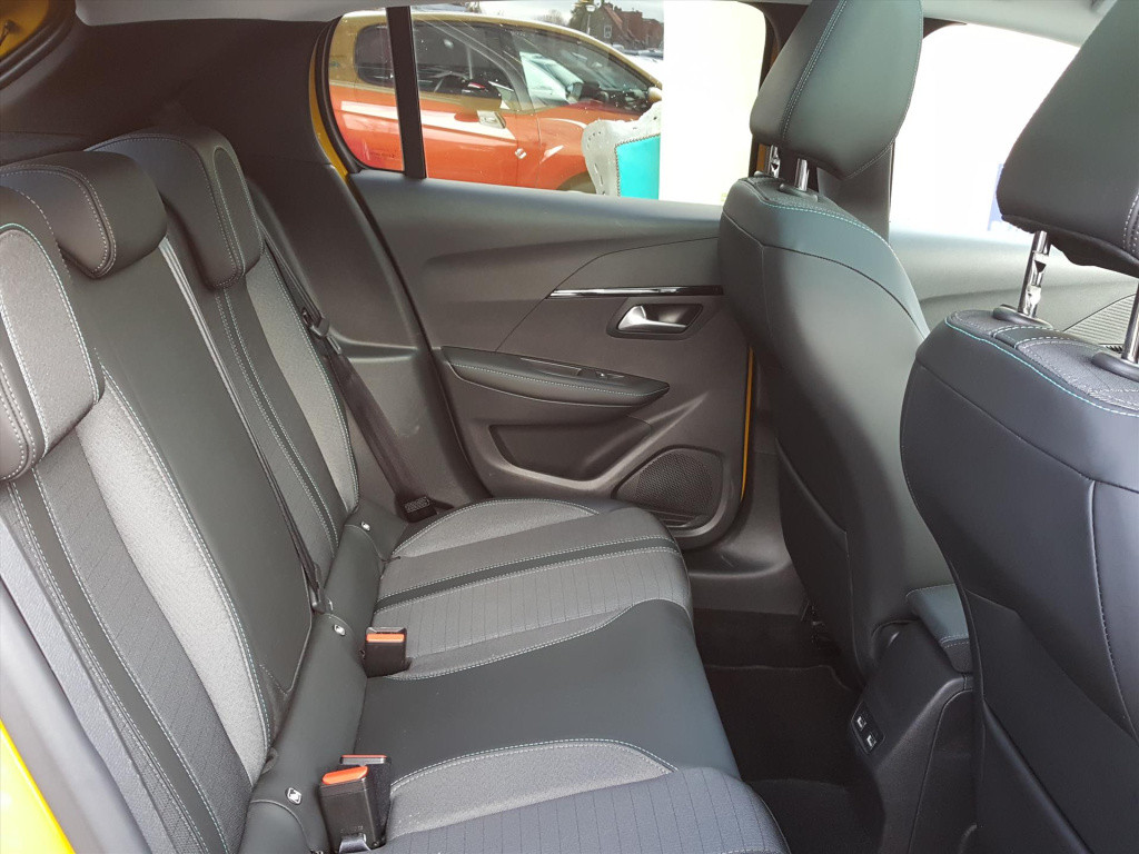 Peugeot 208 allure pack ev 50kwh 136pk 3-fase | navigatie | adaptieve cruis