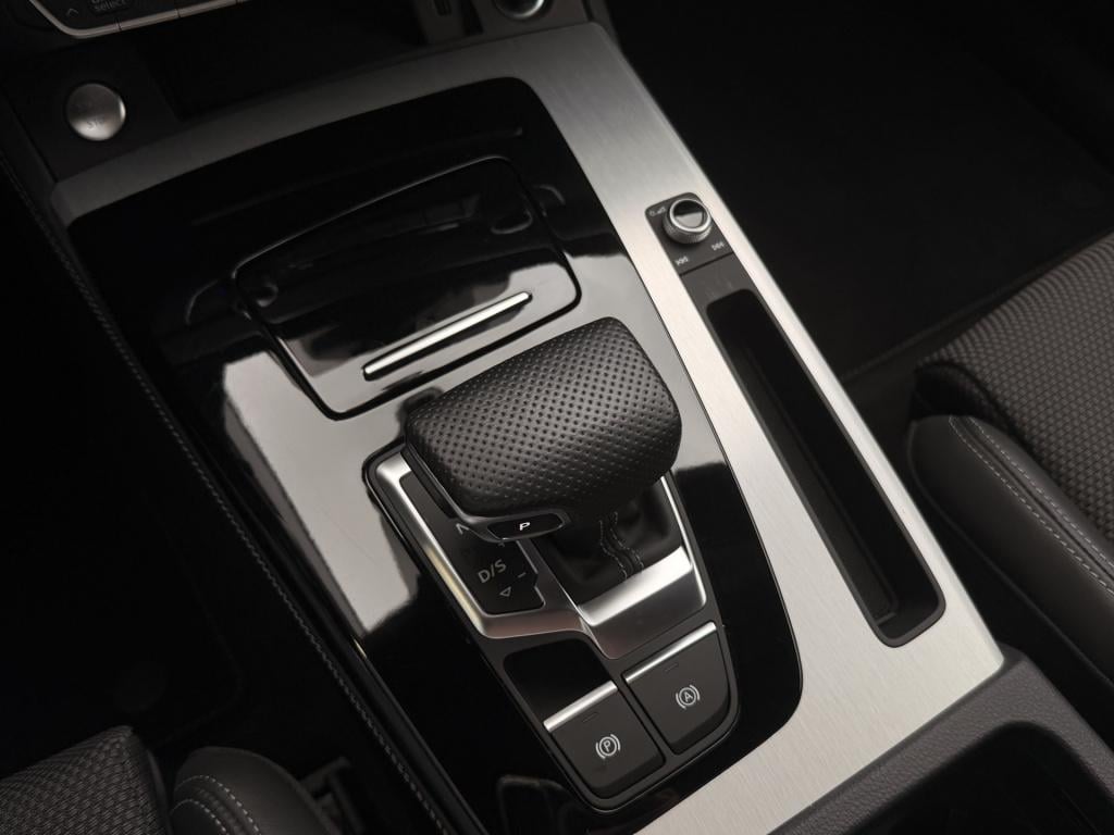 Audi Q5 50 tfsi e s edition | soh 90% | elek. trekhaak | cruise | apple car