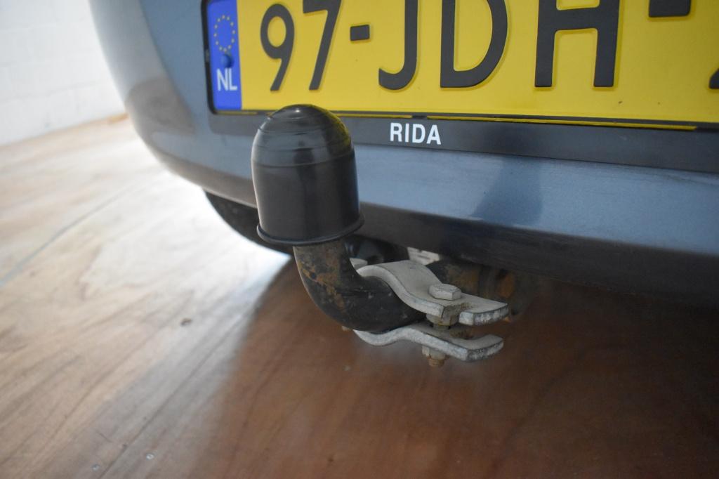 Toyota Yaris 1.3 vvti dynamic