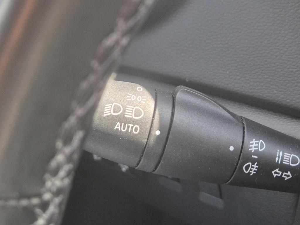 Renault Captur tce 120 edc automaat intens camera, trekhaak, navigatie
