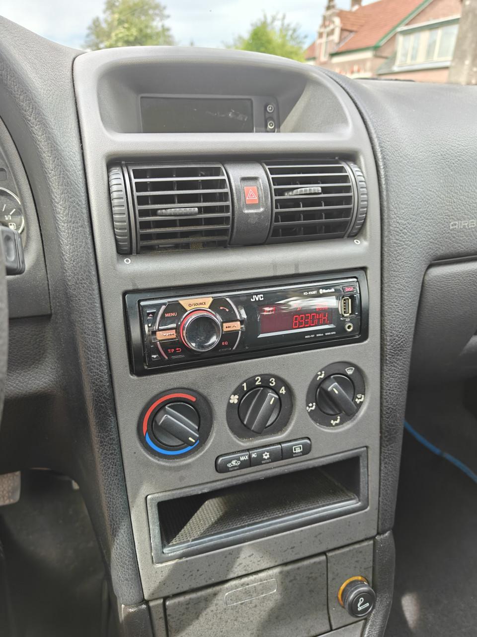 Opel Astra 1.6 16v benzine