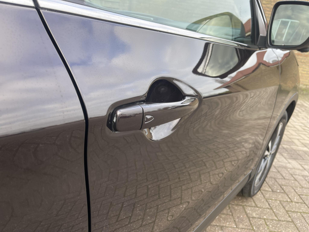 Nissan Qashqai 1.2 n-connecta design pack | trekhaak | led koplampen | navi