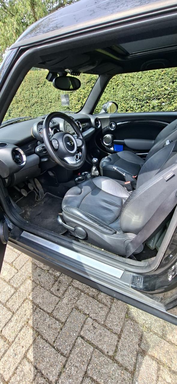 Mini Cooper Clubman Chilli 2010 weinig km's