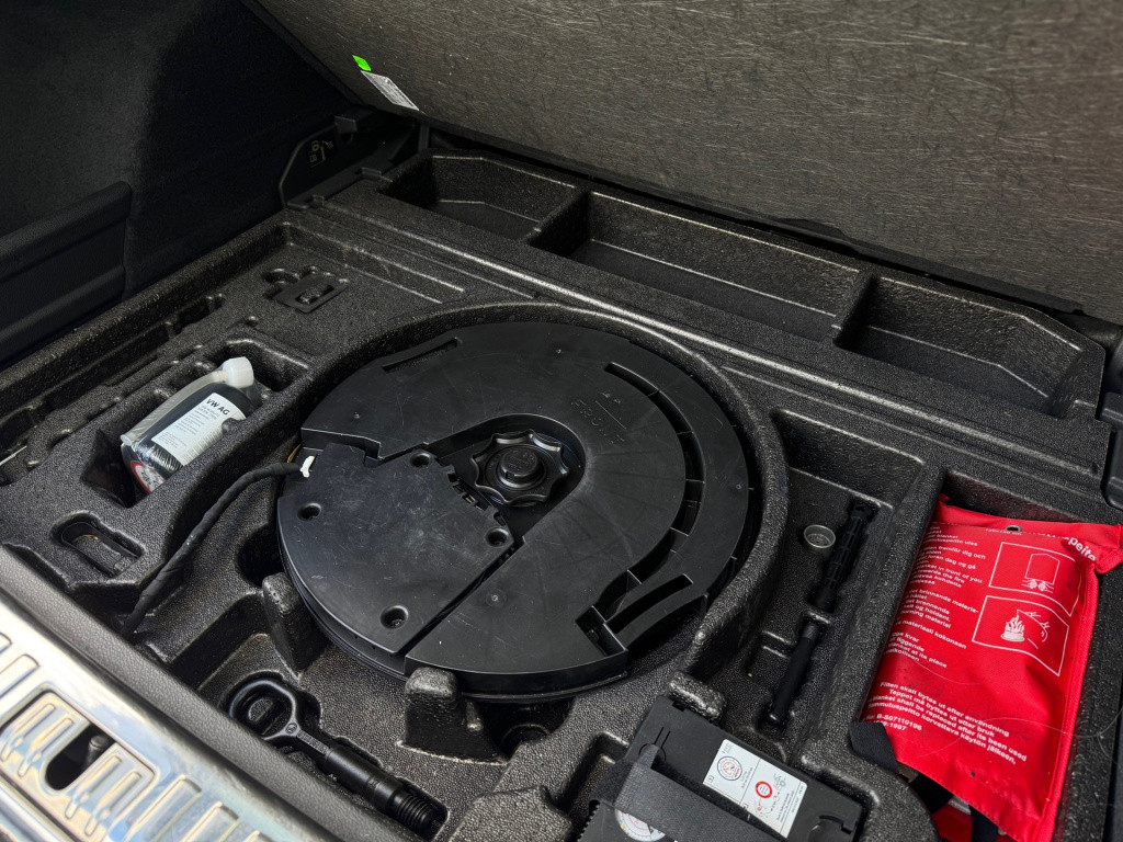 Audi Q3 35 tfsi design luxe * trekhaak * sportstoelen* carplay