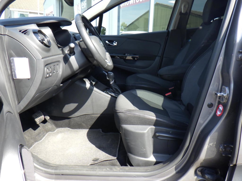 Renault Captur 1.2 tce dynamique automaat!