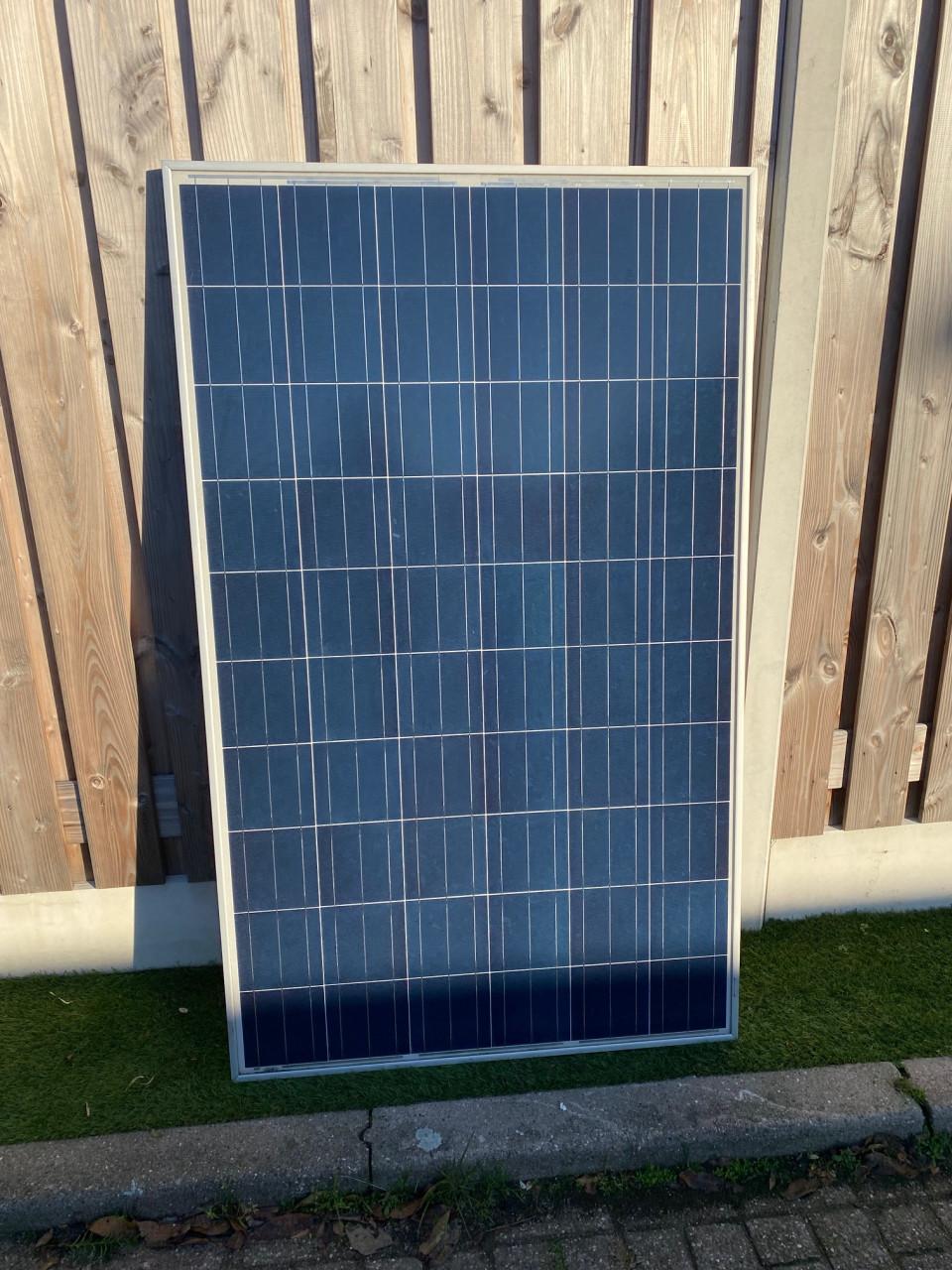 Zonnepanelen: 6 stuks x 250 WP