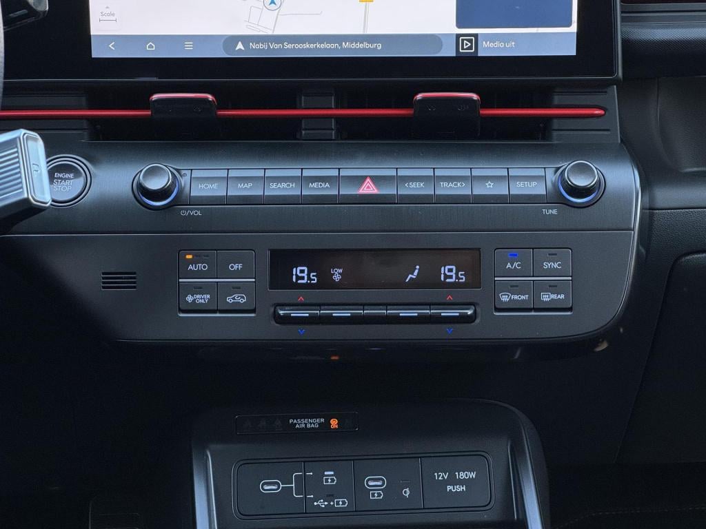 Hyundai Kona 1.6 gdi hev n line trekhaak afneembaar, allseasons + nieuwstaa