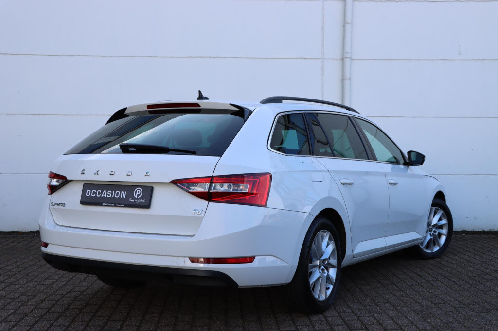Skoda Superb combi 1.4 tsi iv business edition plus