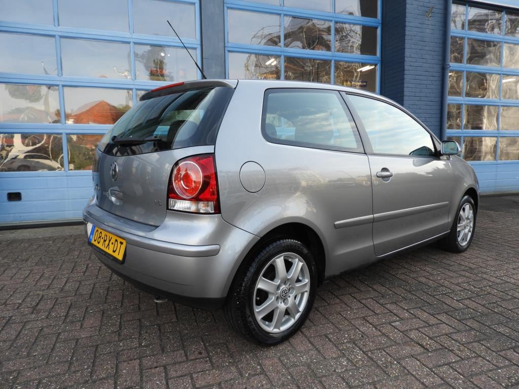 Volkswagen Polo 1.4-16v turijn