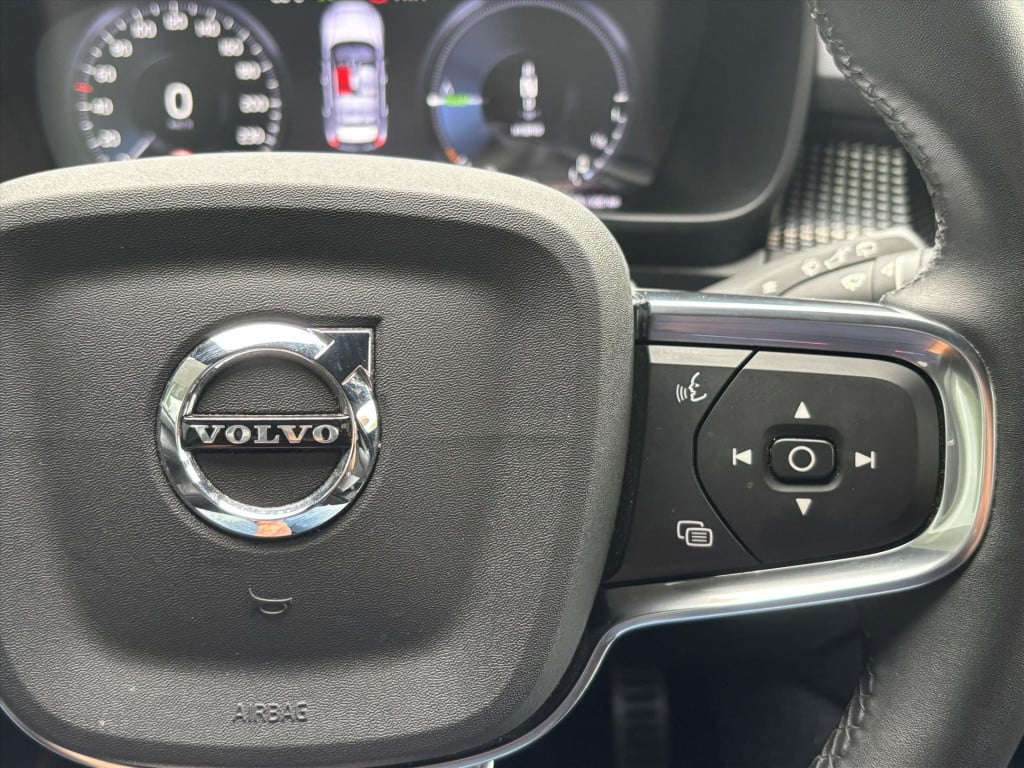 Volvo XC40 1.5 t4 211pk r-design|trekhaak|carplay|navi|21