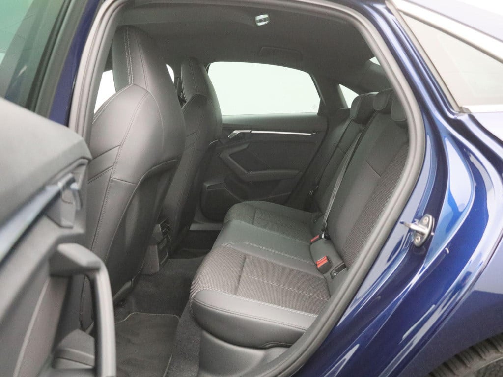 Audi A3 limousine 35 tfsi s edition | s-line interieur | automaat | navigat