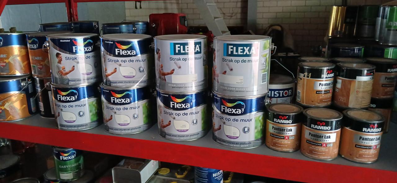 Diverse lakken en grondverf Drenth Fitex Flexa Rambo en Histor