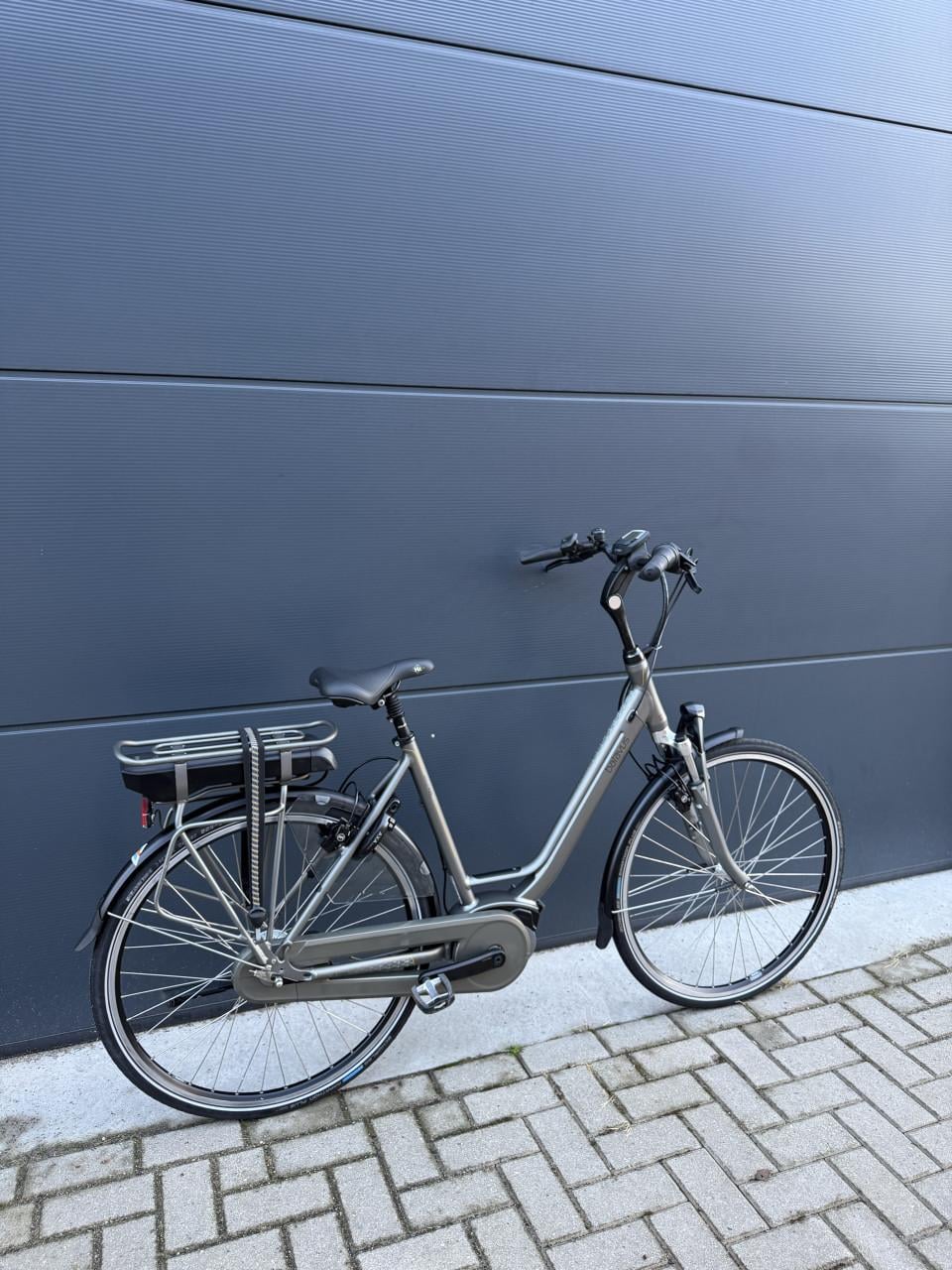 Batavus Wayz E-Go middenmotor elektrische fiets 500WH