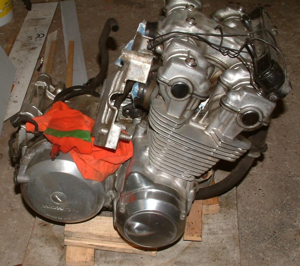 Blok delen en blok onderdelen honda  750 en 900