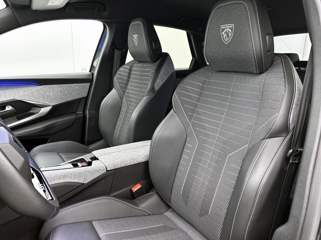 Peugeot 3008 1.2 hybrid 145 gt | rijklaar |