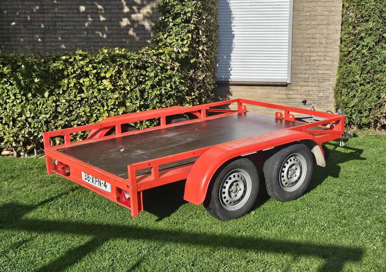 Mooie Aanhanger / Autoambulance