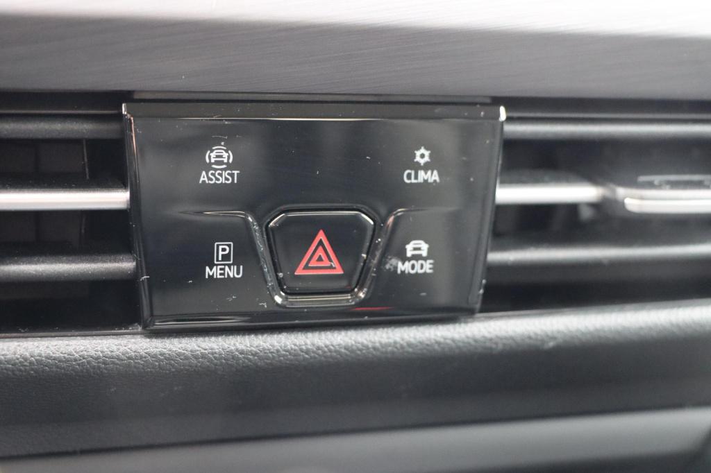 Volkswagen Golf 1.4 ehybrid style 204pk dsg6 | soh 95,1% |