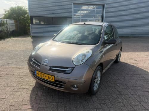 Nissan micra bj 2006 automaat   1400 euro