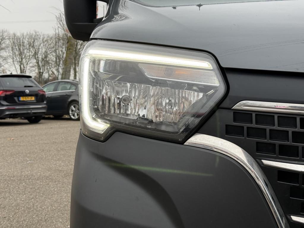 Renault Master t35 2.3 dci 180pk l2h2 work edition | nl-auto | carplay | na