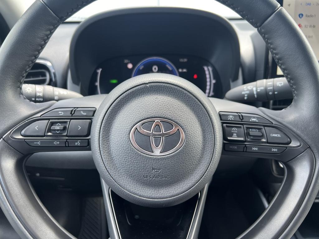 Toyota Yaris 1.5 hyb. 115 dynam | comfort pack |