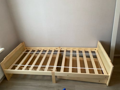 Een persoonsbed ( nog niet beslapen)