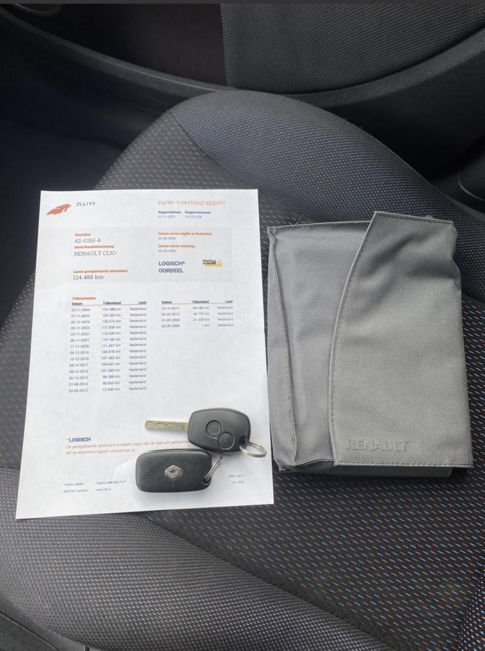 Renault Clio 1.2 TCE 100 Estate 2008 Zwart | 124.448 KM NAP | NIEUWE APK!