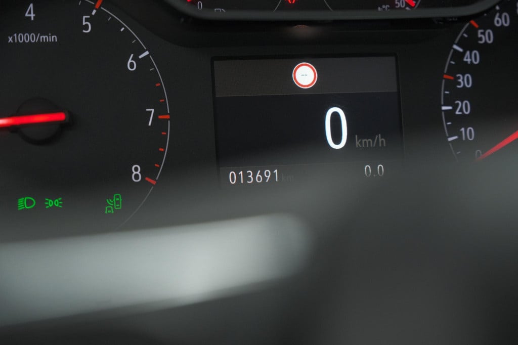 Opel Crossland X turbo 130 level 4 | camera | dodehoekdetectie | navigatie 