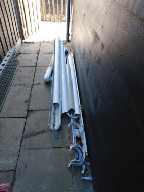 Dakgoot + afvoerbuis