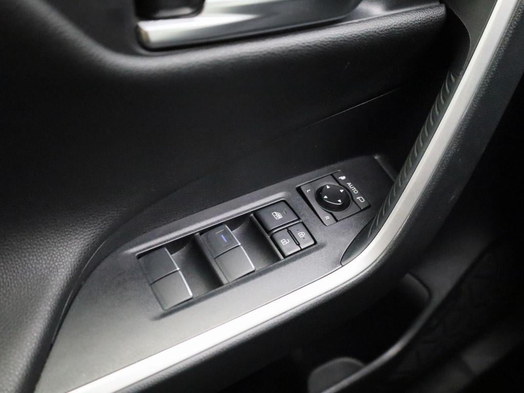 Toyota Rav4 2.5 hybrid business plus | lmv | automaat | leder | parkeer sen