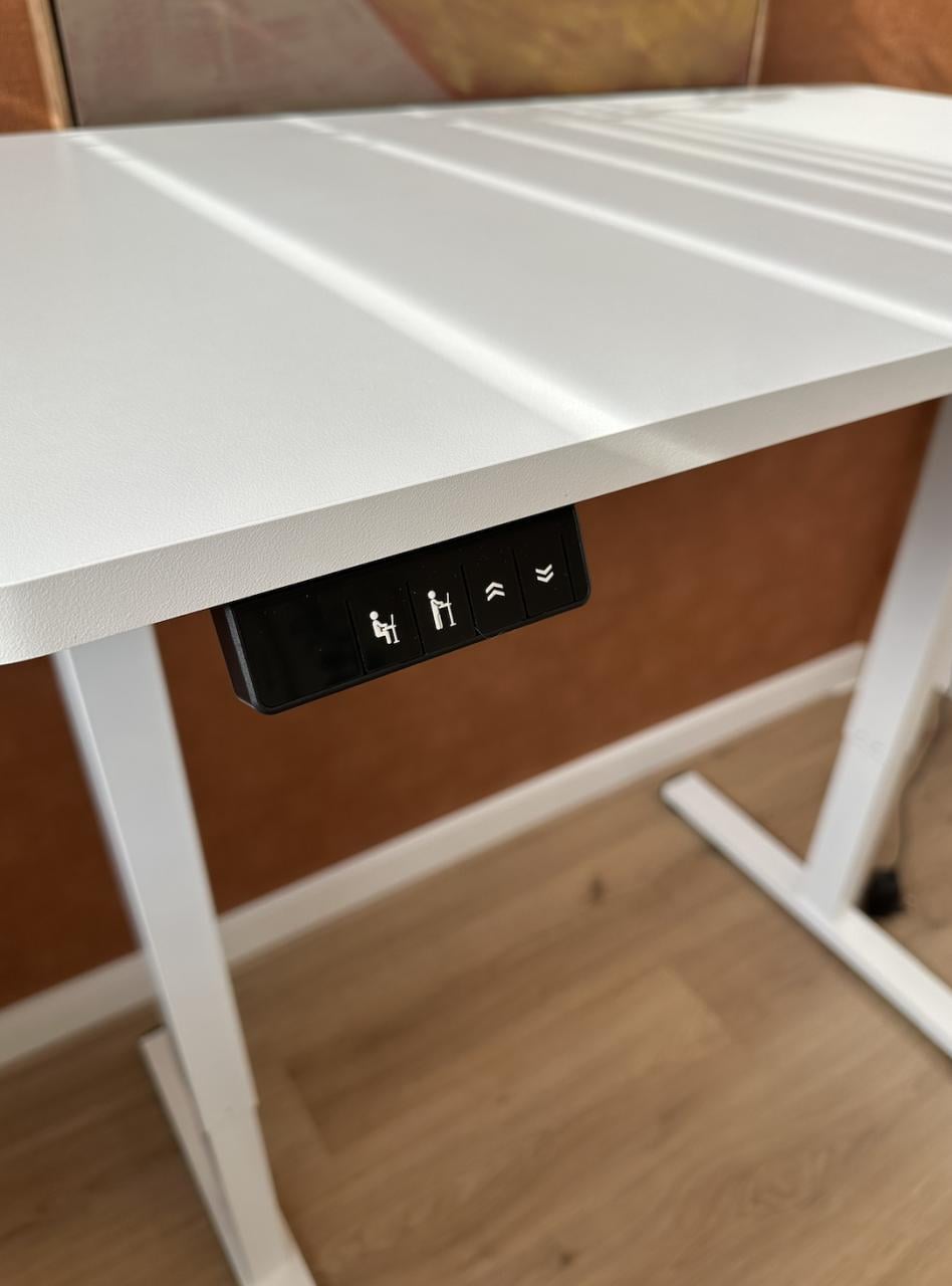 Zit-sta bureau elektrisch / trimtafel 100x60