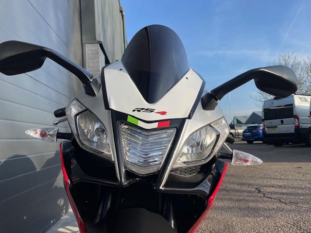 APRILIA RS4 50 SCHAKELBROMMER
