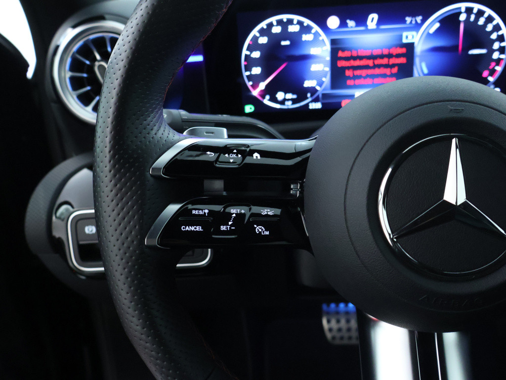 Mercedes-Benz A-Klasse 250 e amg line | amg line advanced plus | night pakk