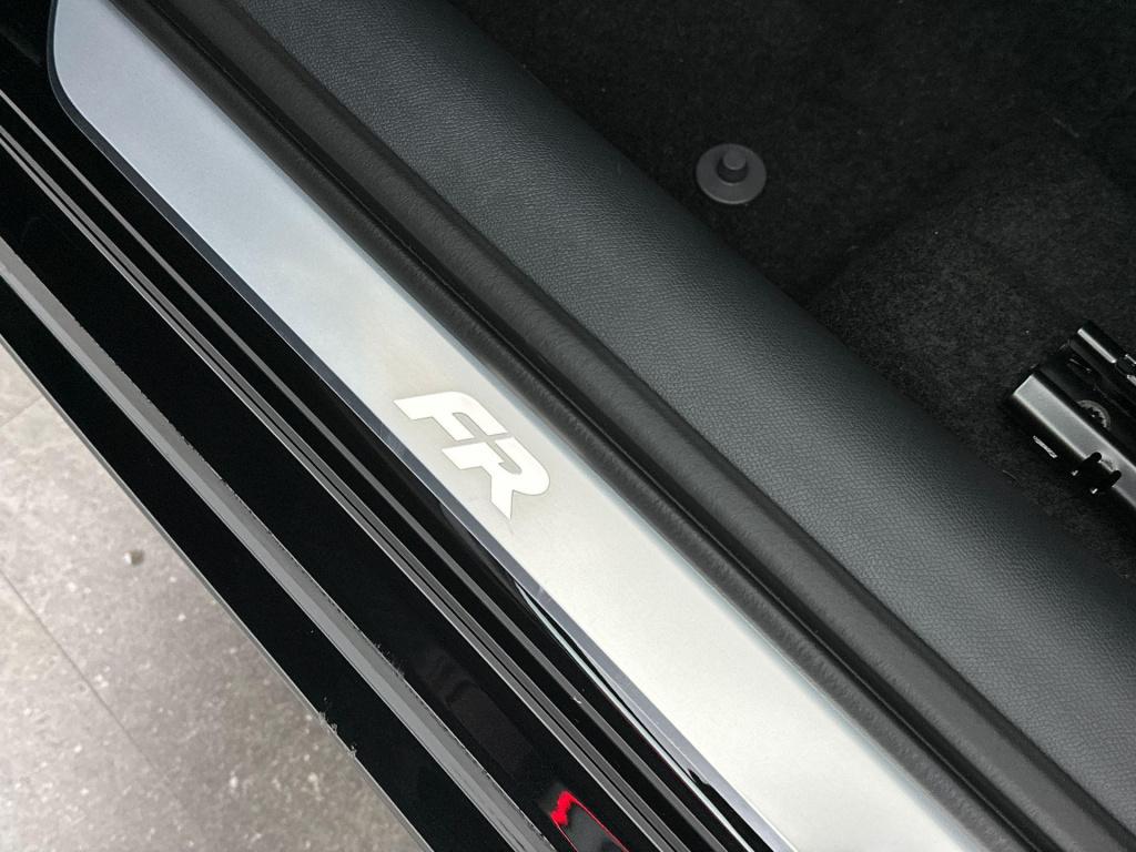Seat Leon fr business 1.5 tsi ehybrid 204pk dsg