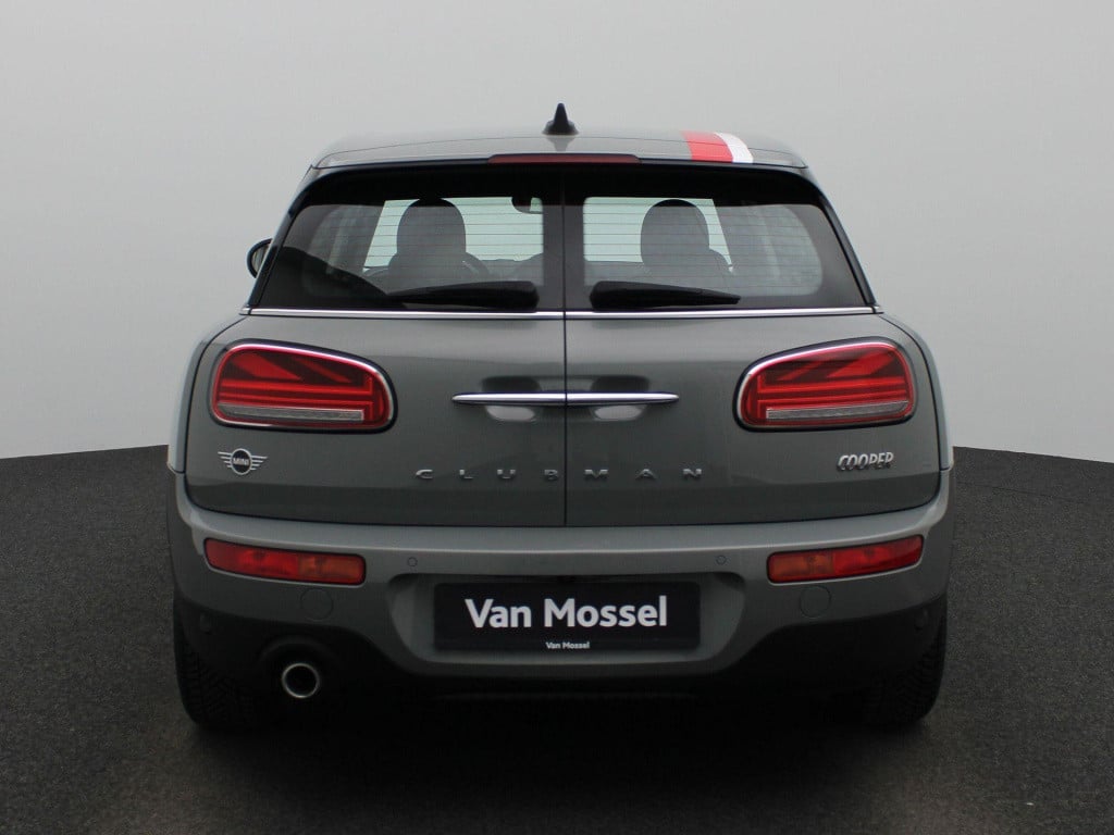 Mini Clubman 1.5 cooper essential | automaat | lage km stand! | navigatie |