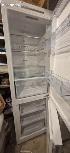 A++ klasse Bosch koel vries combinatie Koelkast vriezer 186x60x65 cm.