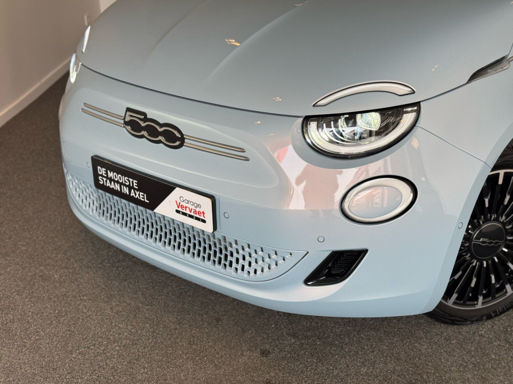 Fiat 500 la prima 42 kwh