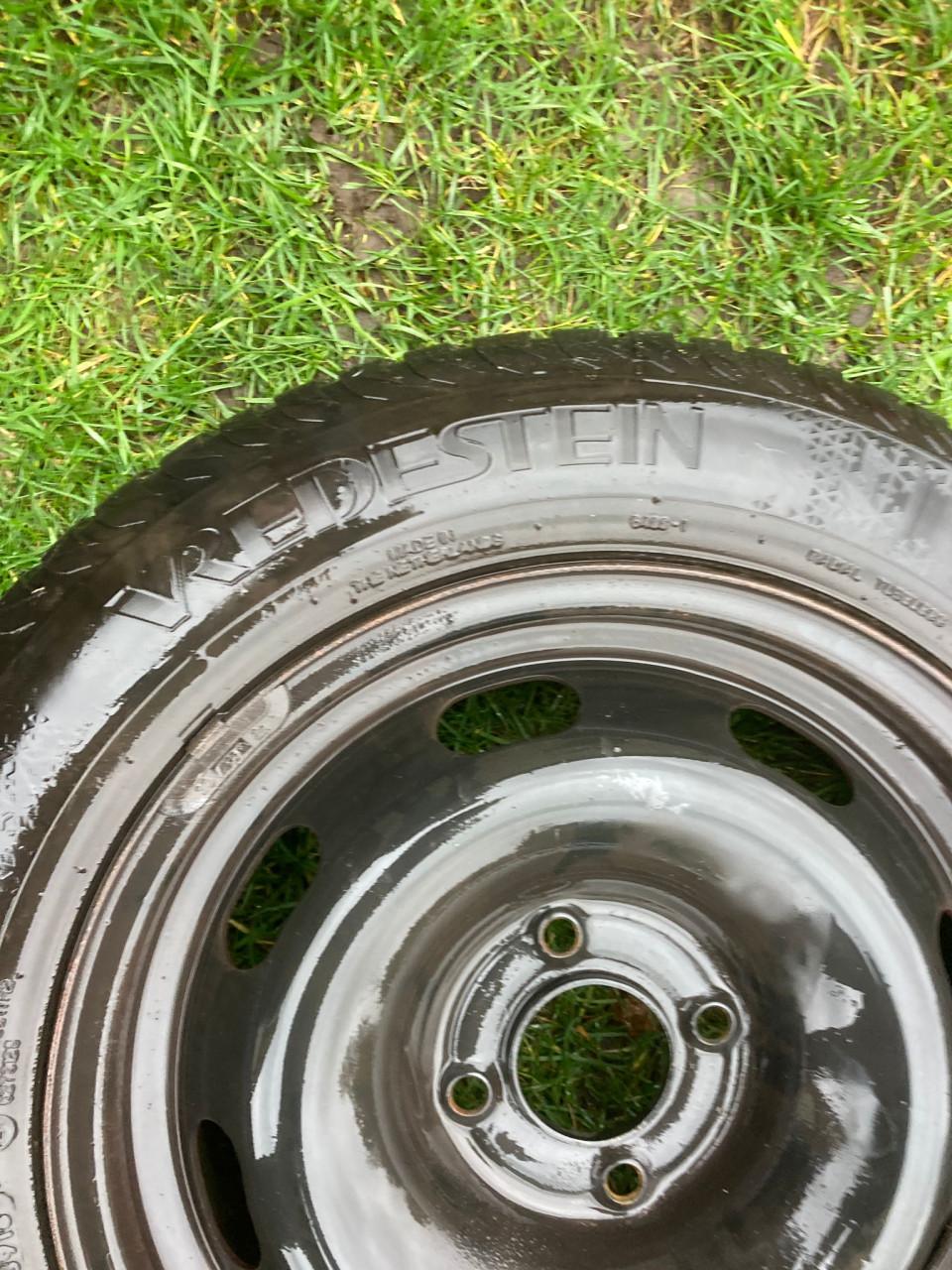 Winterbanden 185/65/R15