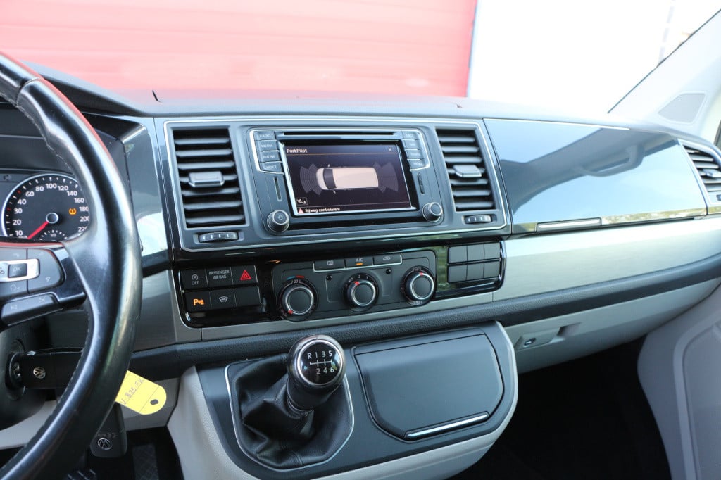 Volkswagen Transporter 2.0 tdi l2h1 150pk dc highline