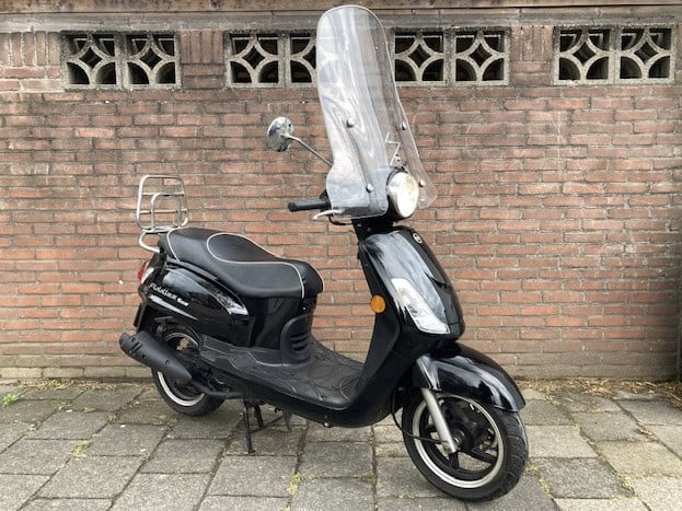 MOOIE SYM FIDDLE II SNOR SCOOTER ! BOUWJAAR 2017
