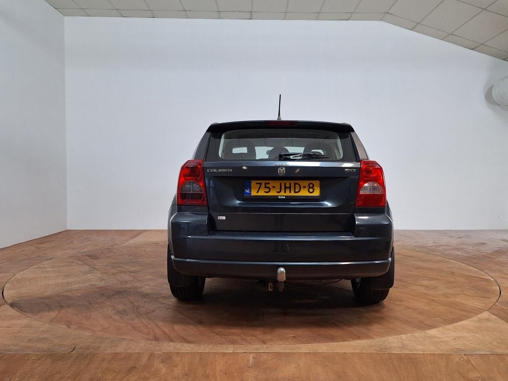 Dodge Caliber 2.0 sxt | stoelverwarming | trekhaak