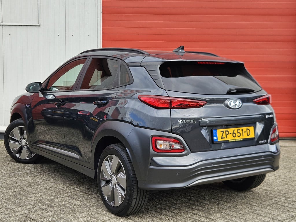 Hyundai Kona ev premium 64 kwh | acc | camera | stoelverw.