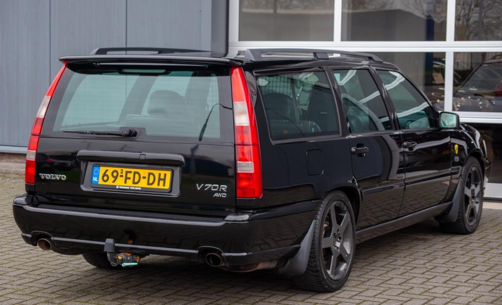 Volvo V70 2.4 r awd