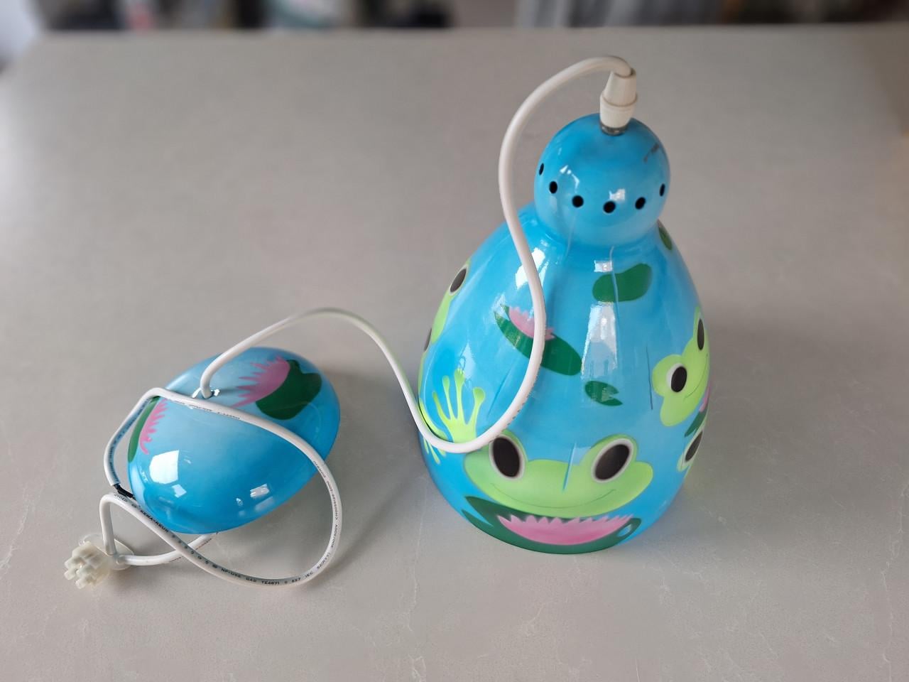 Pylones lamp kikker