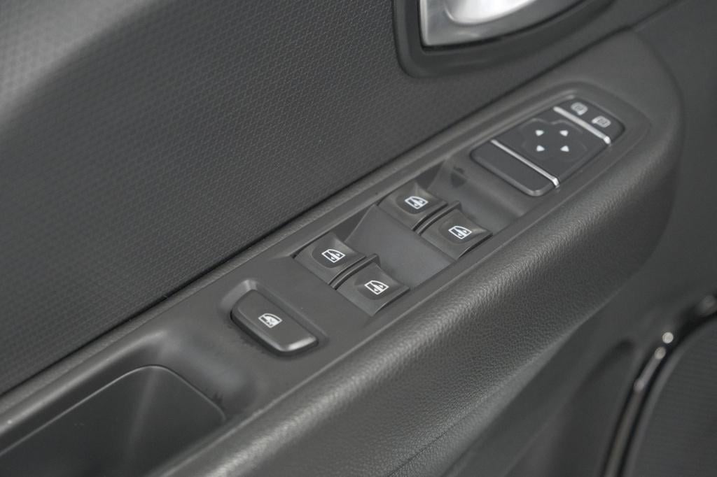 Renault Clio estate tce 90 limited | trekhaak | apple carplay | parkeersens