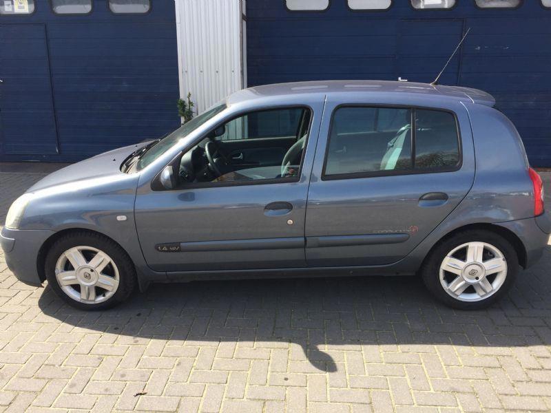 Renault Clio 1.4-16v community