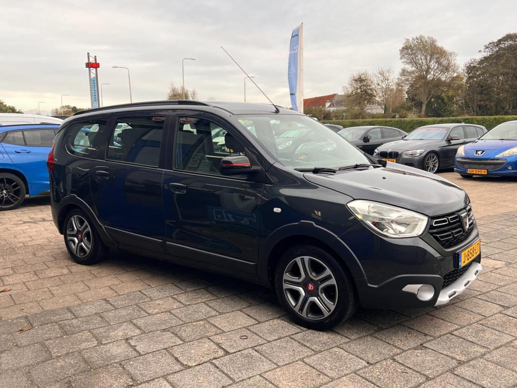 Dacia Lodgy 1.3 tce tech road 7p. navi, trekhaak enz..