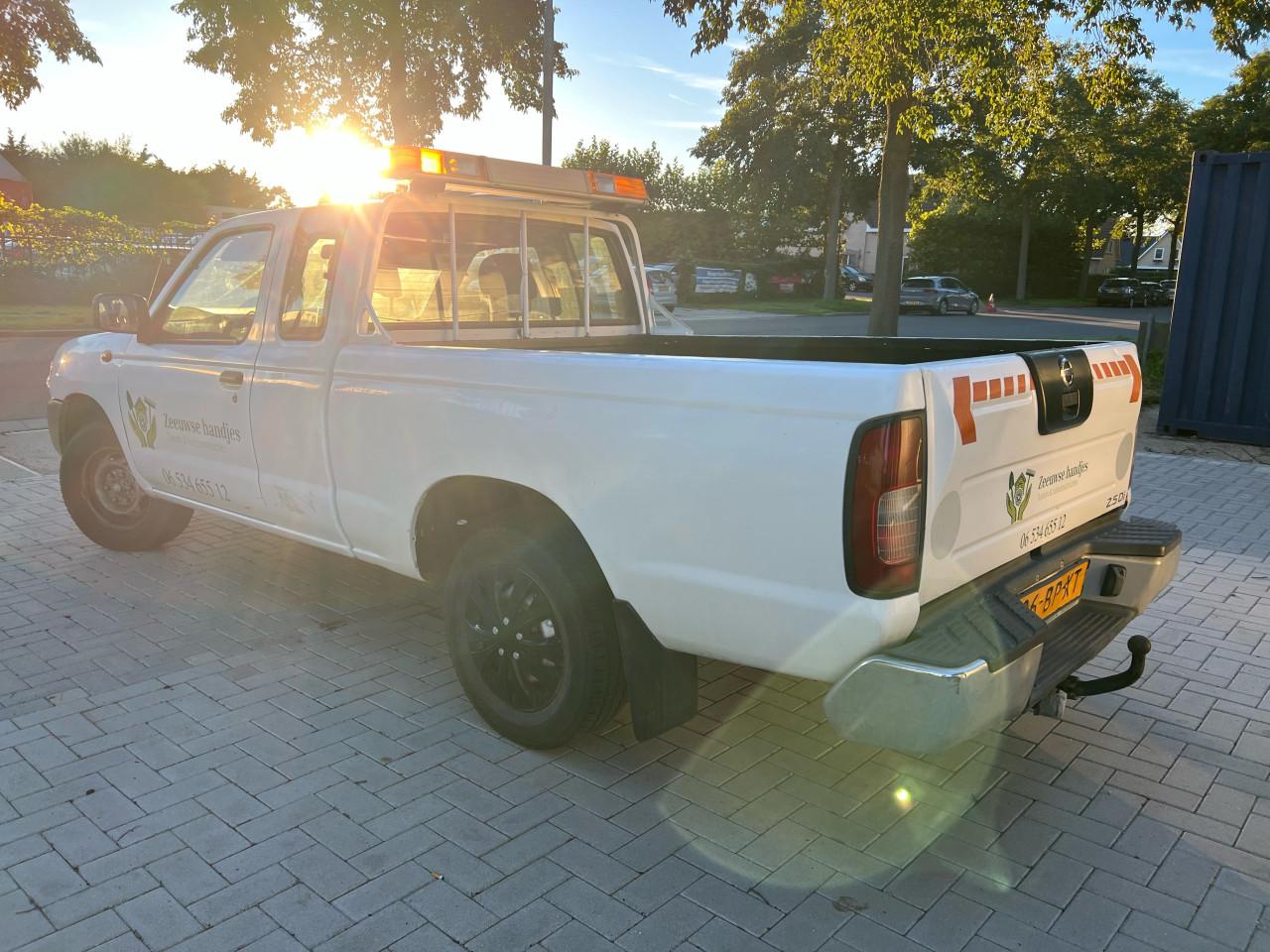 Nissan Pick-up 2.5 DTi King Cab Airco 171.739km NAP!