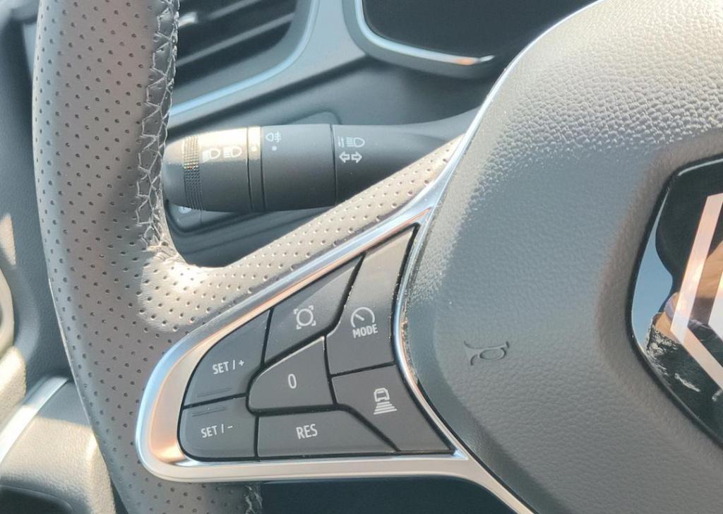 Renault Captur 1.6 e-tech full hybrid 145 techno